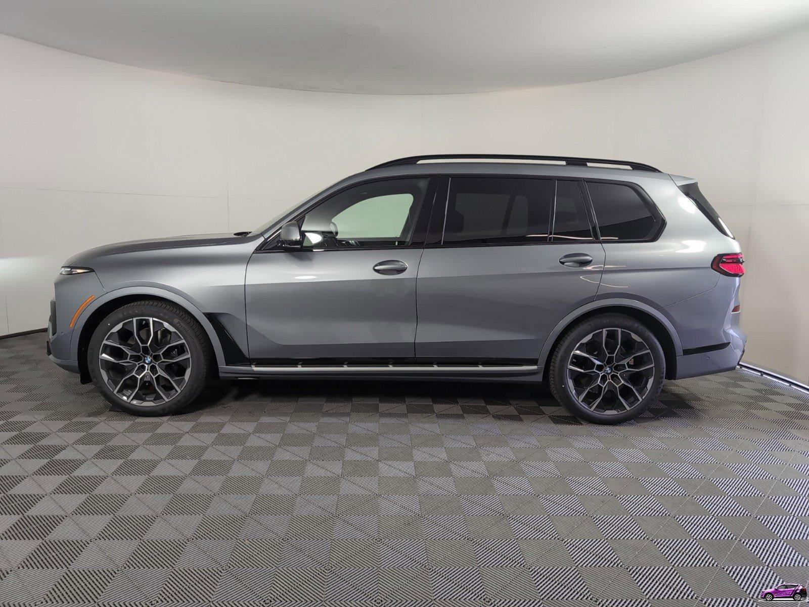 New 2024 BMW X7 xDrive40i w/ M Sport Package